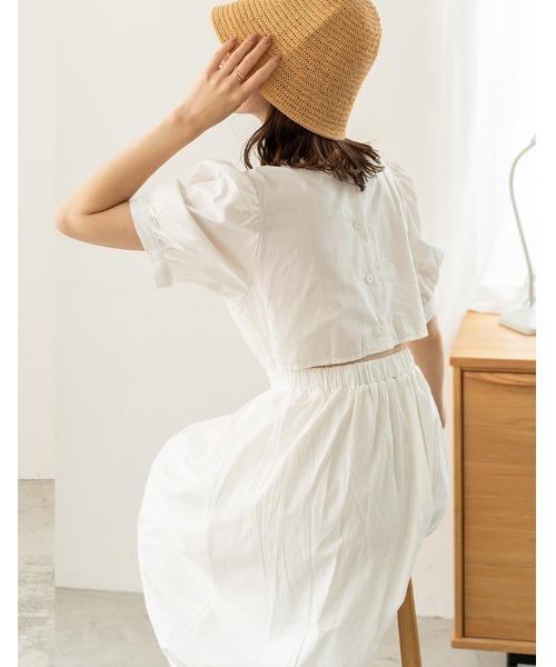 chocomee（チョコミー）の「back open waist one-piece（ワンピース・レディース・ホワイト/マスタード・FREE）」の2枚目の写真