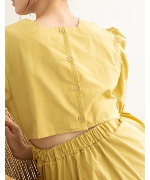 chocomee（チョコミー）の「back open waist one-piece（ワンピース・レディース・ホワイト/マスタード・FREE）」の9枚目の写真