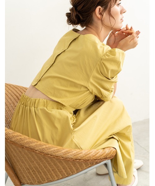 chocomee（チョコミー）の「back open waist one-piece（ワンピース・レディース・ホワイト/マスタード・FREE）」の7枚目の写真
