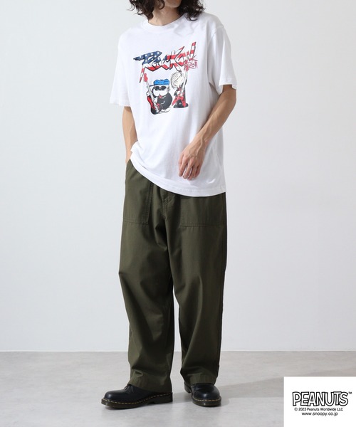 PEANUTS（ピーナッツ）の「PEANUTS スヌーピー ヘビーウェイト ロック Tシャツ（Tシャツ/カットソー・レディース・ホワイト系1/ブラック系2/ネイビー/ブラック系1/ブラック/ホワイト/ネイビー系1/ネイビー系2/ホワイト系2・M/L/LL）」の17枚目の写真