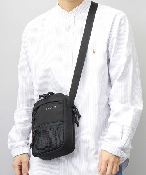 ディースクエアード ショルダーバッグ 斜め掛け スクエア 多収納 ナイロン 黒 ディースクエアード ショルダーバッグ 斜め掛け スクエア 多収納