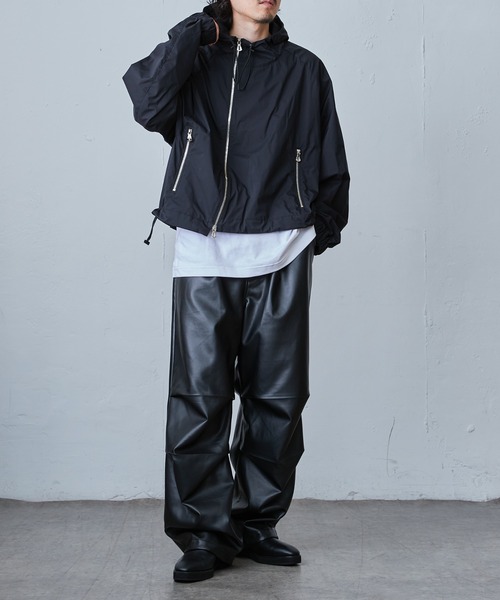 ITTI（イッチ）の「【ITTI / イッチ】Exclusive ショートマウンテンパーカー（ブルゾン・メンズ・チャコールグレー/ブラック・1/2）」の18枚目の写真