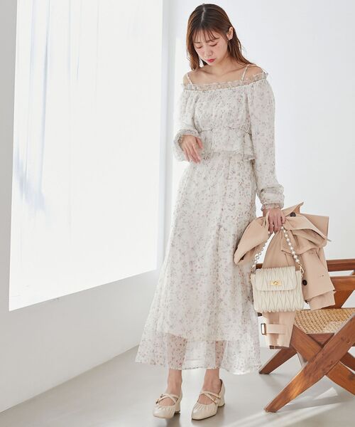 MAJESTIC LEGON(マジェスティックレゴン)の「Bloomingフラワーキャミワンピ(ワンピース・レディース・ホワイト系その他2/ピンク系その他2/ブラック系その他・MEDIUM)」の20枚目の写真