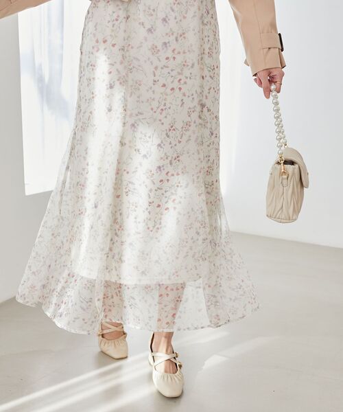 MAJESTIC LEGON(マジェスティックレゴン)の「Bloomingフラワーキャミワンピ(ワンピース・レディース・ホワイト系その他2/ピンク系その他2/ブラック系その他・MEDIUM)」の22枚目の写真