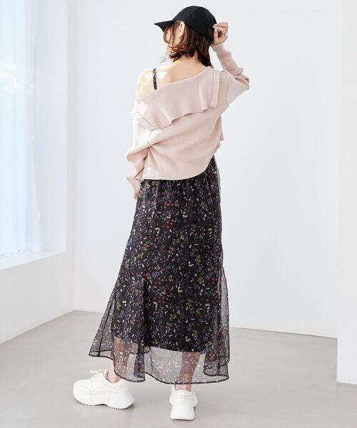 MAJESTIC LEGON(マジェスティックレゴン)の「Bloomingフラワーキャミワンピ(ワンピース・レディース・ホワイト系その他2/ピンク系その他2/ブラック系その他・MEDIUM)」の7枚目の写真