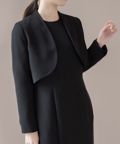 kaene（カエン）の「クロップドジャケット［ブラックフォーマル対応］冠婚葬祭 礼服 喪服 入学式 卒業式 七五三 お宮参り（ノーカラージャケット・レディース・ブラック・38/34/36/40）」の5枚目の写真