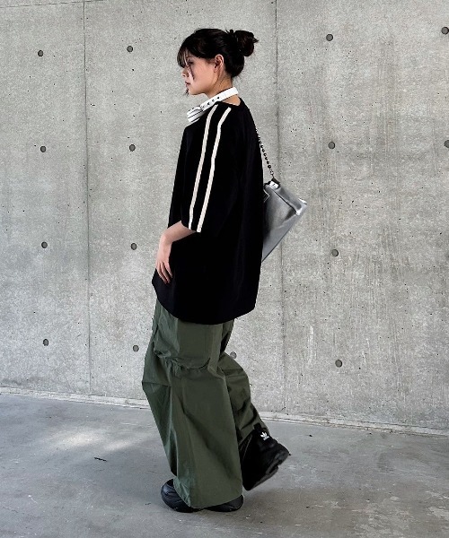 PAGEBOY（ページボーイ）の「ラインスリーブルーズＴシャツ（Tシャツ/カットソー・レディース・ベージュ/オフホワイト/ターコイズブルー/ブラック・FREE）」の19枚目の写真