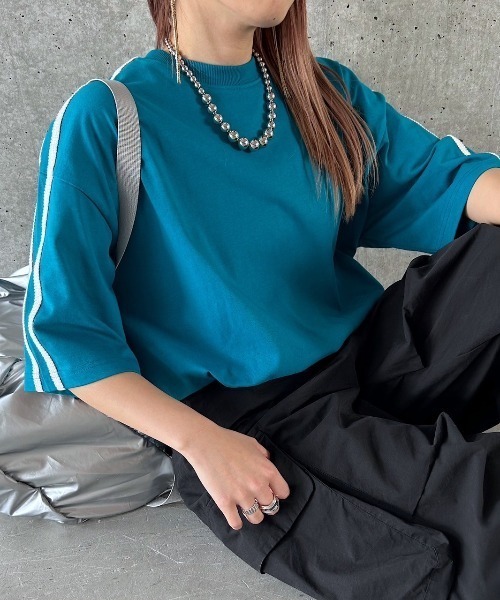 PAGEBOY（ページボーイ）の「ラインスリーブルーズＴシャツ（Tシャツ/カットソー・レディース・ベージュ/オフホワイト/ターコイズブルー/ブラック・FREE）」の16枚目の写真