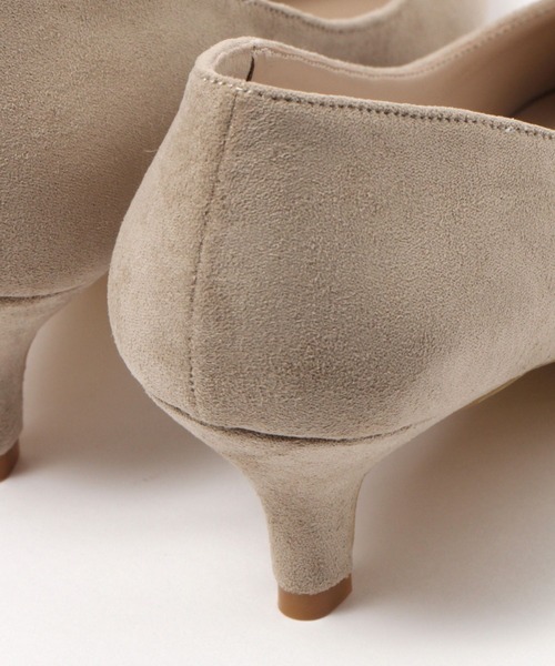 GLOBAL WORK(グローバルワーク)の「らくっションパンプス5cm/MATINEE LINE/103735(パンプス・レディース・ブラック/グレイッシュベージュ・LARGE/MEDIUM)」の9枚目の写真