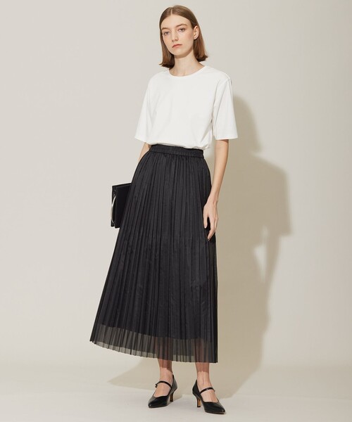ICB(アイシービー)の「【洗える】ベーシックTEE(Tシャツ/カットソー・レディース・ブラック系/アイボリー系/ネイビー系・SMALL/MEDIUM/X-SMALL)」の4枚目の写真