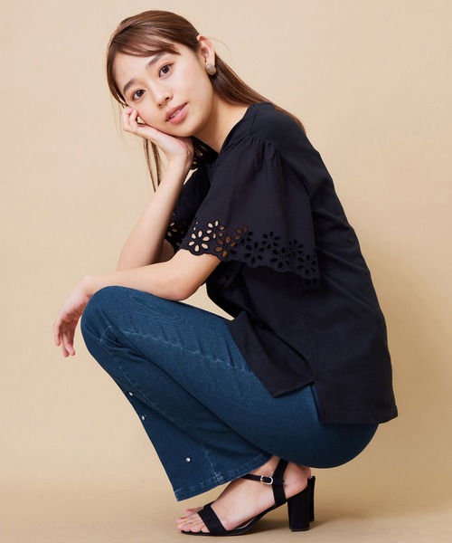 alotta(アロッタ)の「フロントスリットビジューストレッチパンツ(その他パンツ・レディース・サックスブルー/ブルー・LARGE/MEDIUM)」の7枚目の写真