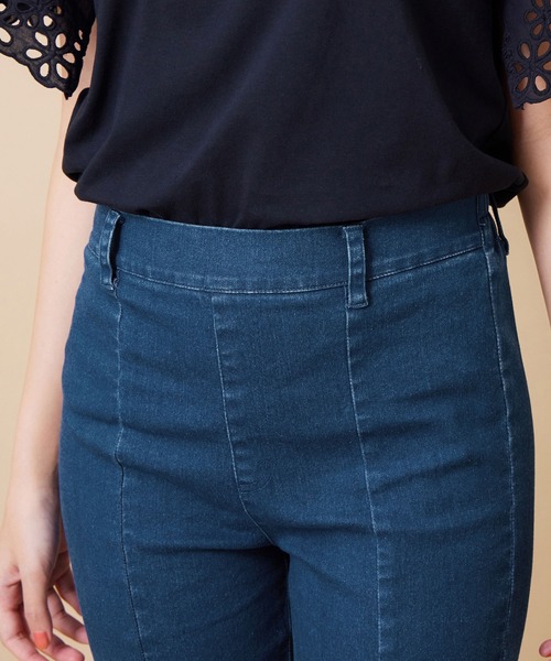 alotta(アロッタ)の「フロントスリットビジューストレッチパンツ(その他パンツ・レディース・サックスブルー/ブルー・LARGE/MEDIUM)」の8枚目の写真