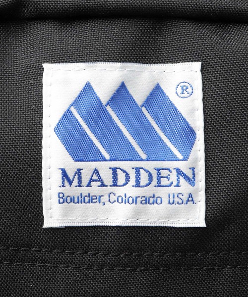 MADDEN（メデン）の「撥水加工 プリーツポケット アウトドア 大容量 バックパック DAY LITE（デイライト）（バックパック/リュック・メンズ・ブラック・FREE）」の11枚目の写真
