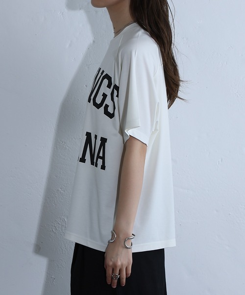 COLONY 2139(コロニートゥーワンスリーナイン)の「BIGカレッジラグランTシャツ(Tシャツ/カットソー・レディース・ホワイト/ブラック・FREE)」の20枚目の写真