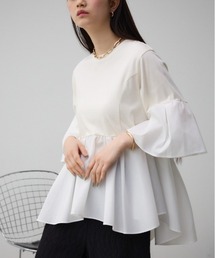 AZUL by moussy（アズールバイマウジー）の「袖フレアぺプラムカットトップス（Tシャツ/カットソー・レディース）」