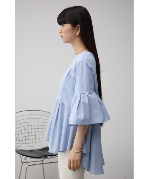 AZUL by moussy(アズールバイマウジー)の「袖フレアぺプラムカットトップス(Tシャツ/カットソー・レディース・ブルー/オフホワイト/ブラック・FREE)」の6枚目の写真
