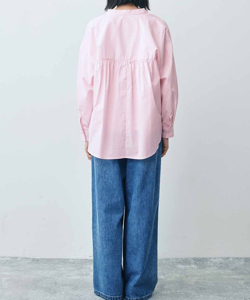 ＴＨＲＥＥ ＦＩＦＴＹ ＳＴＡＮＤＡＲＤ ライトピンクのスタンドカラーのシャツ（シャツ/ブラウス）｜THREE FIFTY STANDARD（スリーフィフティースタンダード）