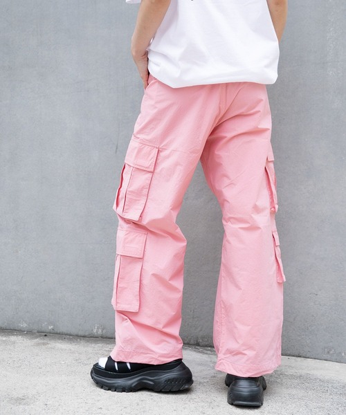 RAGEBLUE（レイジブルー）の「パラシュートナイロンカーゴパンツ（カーゴパンツ・レディース・ブラック/ホワイト/ピンク・FREE）」の15枚目の写真