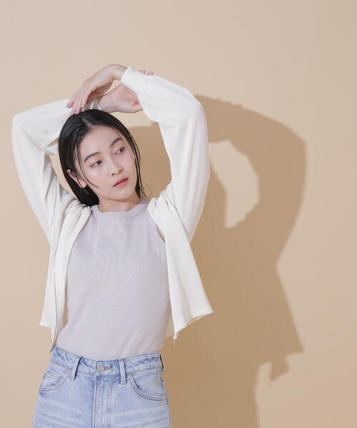 JILL by JILL STUART(ジルバイジルスチュアート)の「◇UV加工ロゴ刺しゅうニットパーカー(パーカー・レディース・ブラック/ピンク/ホワイト系その他・FREE)」の4枚目の写真
