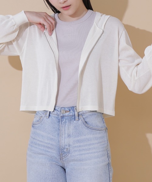 JILL by JILL STUART(ジルバイジルスチュアート)の「◇UV加工ロゴ刺しゅうニットパーカー(パーカー・レディース・ブラック/ピンク/ホワイト系その他・FREE)」の2枚目の写真