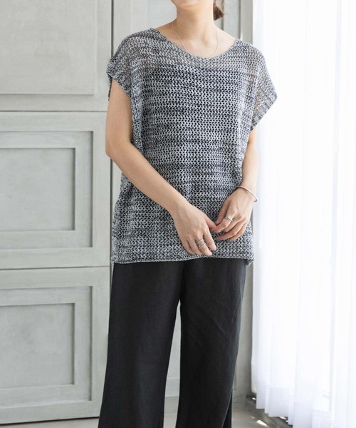 URBAN RESEARCH(アーバンリサーチ)の「メランジメッシュニット(ニット/セーター・レディース・チャコールグレー/ベージュ/グリーン・FREE)」の2枚目の写真