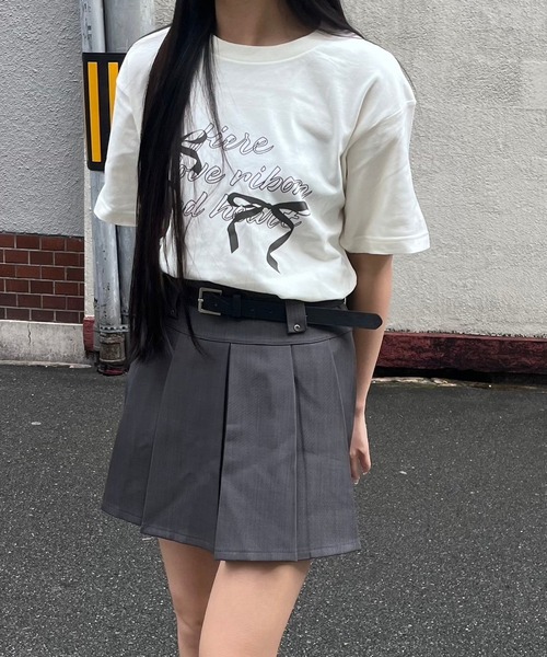 fiere(フィエール)の「リボンガーリー半袖Tシャツ(Tシャツ/カットソー・レディース・アイボリー/ホワイト/A・L/M/XL/SMALL/X-SMALL/MEDIUM)」の5枚目の写真