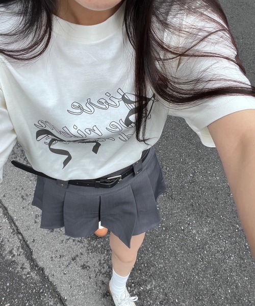 fiere(フィエール)の「リボンガーリー半袖Tシャツ(Tシャツ/カットソー・レディース・アイボリー/ホワイト/A・L/M/XL/SMALL/X-SMALL/MEDIUM)」の4枚目の写真