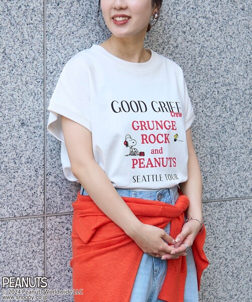 PEANUTS(ピーナッツ)の「PEANUTS(ピーナッツ)×coen フレンチスリーブプリントTシャツ(Tシャツ/カットソー・レディース・オフホワイト/ブラック/イエロー/その他1・M/L)」の2枚目の写真