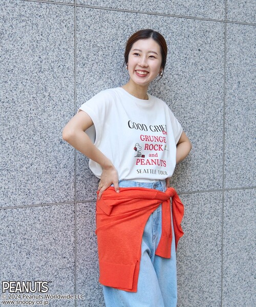 PEANUTS(ピーナッツ)の「PEANUTS(ピーナッツ)×coen フレンチスリーブプリントTシャツ(Tシャツ/カットソー・レディース・オフホワイト/ブラック/イエロー/その他1・M/L)」の5枚目の写真
