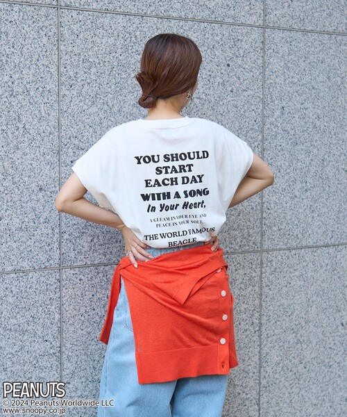 PEANUTS(ピーナッツ)の「PEANUTS(ピーナッツ)×coen フレンチスリーブプリントTシャツ(Tシャツ/カットソー・レディース・オフホワイト/ブラック/イエロー/その他1・M/L)」の9枚目の写真