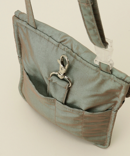 CITYSHOP(シティーショップ)の「COMING OF AGE TRAVEL SLING 1013:ウエストポーチ(ボディバッグ/ウエストポーチ・レディース・グリーン・FREE)」の5枚目の写真