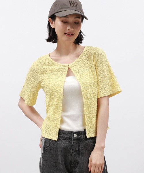 LAKOLE(ラコレ)の「カットジャガードショートカーディガン半袖 / 132259(カーディガン/ボレロ・レディース・ブラック/イエロー/アイボリー・SMALL/MEDIUM)」の1枚目の写真