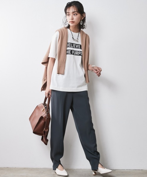CHIC STYLE（シックスタイル）の「 ロゴプリントTシャツ ＜大きいサイズ有＞シックスタイル　（Tシャツ/カットソー・レディース・モカ/オフホワイト・3L/LL/L/M/5L/4L）」の18枚目の写真