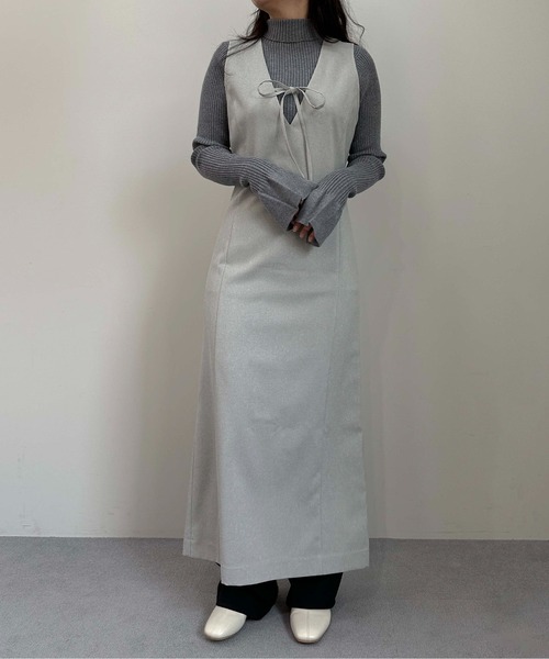 1chaku.（イッチャク）の「深Vネックタイトワンピース（ワンピース・レディース・ダークグレー/ライトグレー/ダークネイビー/ブラック/ライトベージュ/ミント・マルチサイズ）」の14枚目の写真