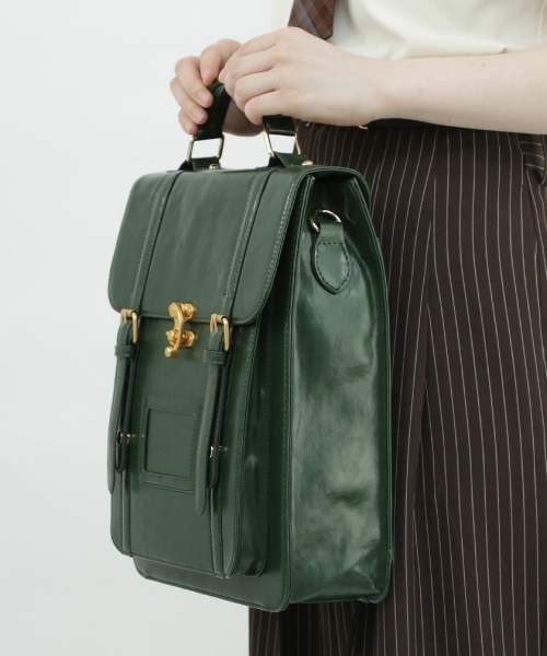 F i.n.t（フィント）の「ダブルベルト縦型サッチェルバッグ/fint