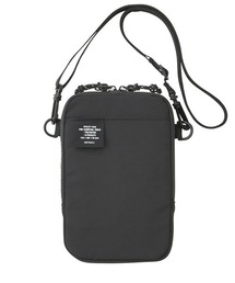 Inner Carrying（インナーキャリング）の「インナーキャリング スタッド スマホバッグ（ショルダーバッグ）」