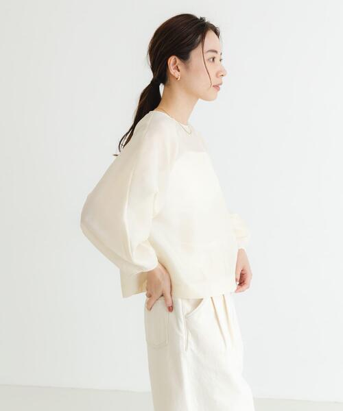 URBAN RESEARCH(アーバンリサーチ)の「『MADE IN JAPAN』オーガンジーブラウス(シャツ/ブラウス・レディース・チャコールグレー/ベージュ・FREE)」の6枚目の写真