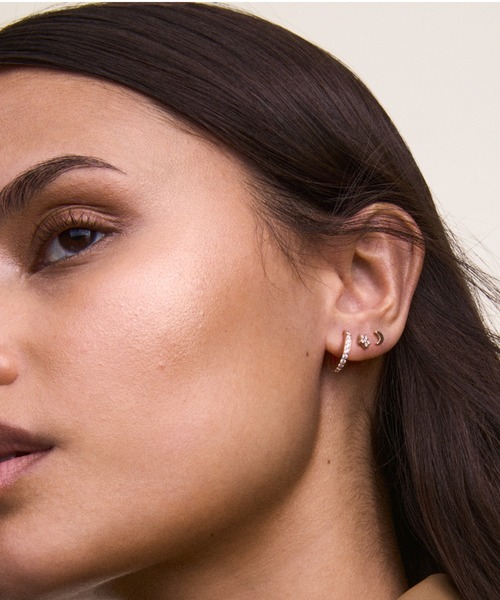 Daniel Wellington(ダニエルウェリントン)の「Moon Stud Earring レーディスピアス ローズゴールド/シルバー/ゴールド 片耳用(ピアス(片耳用)・レディース・ピンクゴールド/イエローゴールド/シルバー・ONE SIZE)」の12枚目の写真