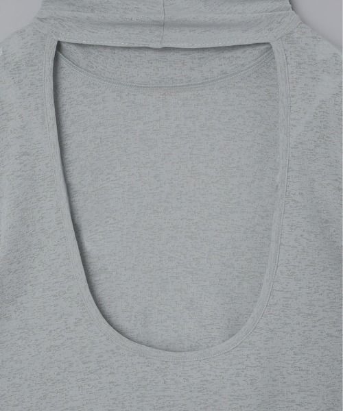 Olu.（オルドット）の「シアーバックオープンプルオーバー（Tシャツ/カットソー・レディース・ピンクベージュ/ライトブルー/ブラック・FREE）」の6枚目の写真