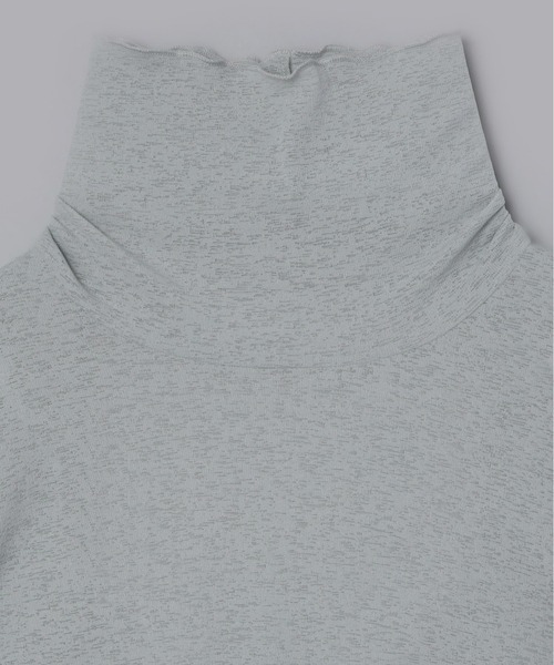 Olu.（オルドット）の「シアーバックオープンプルオーバー（Tシャツ/カットソー・レディース・ピンクベージュ/ライトブルー/ブラック・FREE）」の7枚目の写真