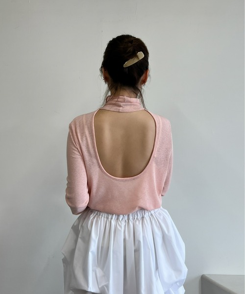 Olu.（オルドット）の「シアーバックオープンプルオーバー（Tシャツ/カットソー・レディース・ピンクベージュ/ライトブルー/ブラック・FREE）」の20枚目の写真