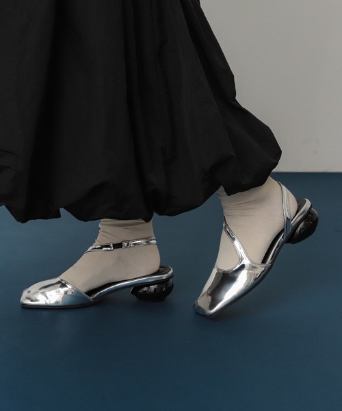 SENSE OF PLACE by URBAN RESEARCH(センスオブプレイスバイアーバンリサーチ)の「ワイドスクエアシューズ(その他シューズ・レディース・ブラック/ブラウン系その他/シルバー・SMALL/MEDIUM/LARGE)」の8枚目の写真