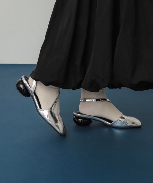 SENSE OF PLACE by URBAN RESEARCH(センスオブプレイスバイアーバンリサーチ)の「ワイドスクエアシューズ(その他シューズ・レディース・ブラック/ブラウン系その他/シルバー・SMALL/MEDIUM/LARGE)」の9枚目の写真