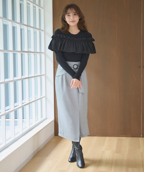 フリルニットトップス 安田美沙子さん着用・選べる2type】フリルニットトップス – Tiaclasse