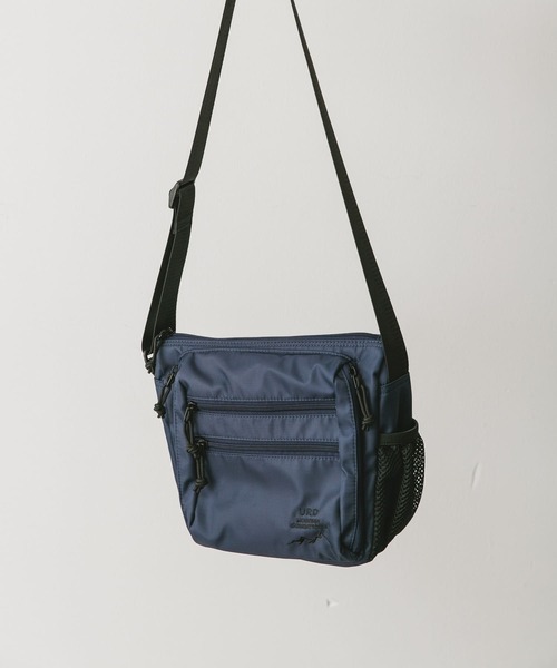 URBAN RESEARCH DOORS（アーバンリサーチドアーズ）の「URD マルチポケットショルダーバッグ（ショルダーバッグ・メンズ・ブラック/ネイビー・-）」の14枚目の写真