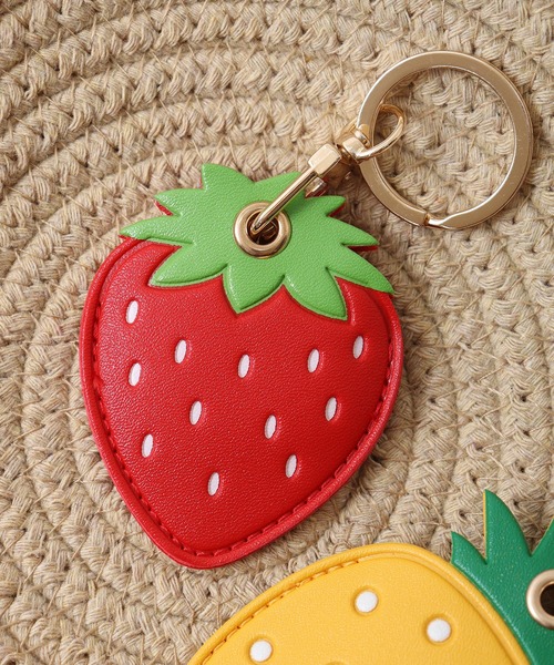 FUNALIVE(ファンアライブ)の「アニマル&フルーツモチーフBAGチャーム(チャーム・レディース・アイボリー/ブラウン系/グレイッシュベージュ/グレー系その他/レッド系/ブラック/ブルー/アイボリー系/イエロー系2/イエロー系4/ブラウン/ピンク/ライトグリーン/レッド/ピンク系/イエロー系3/ホワイト/オレンジ/イエロー/ネイビー/イエロー系1/ブルー系/ピンク系1/ゴールド・F)」の22枚目の写真