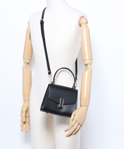 GIANNI NOTARO(ジャンニノターロ)の「【GIANNI NOTARO /ジャンニ ノターロ 】ハンドバッグ ショルダーバッグ 本革(ショルダーバッグ・レディース・ブラック/ホワイト・FREE)」の6枚目の写真