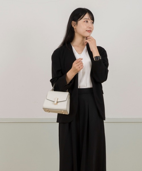 GIANNI NOTARO(ジャンニノターロ)の「【GIANNI NOTARO /ジャンニ ノターロ 】ハンドバッグ ショルダーバッグ 本革(ショルダーバッグ・レディース・ブラック/ホワイト・FREE)」の9枚目の写真