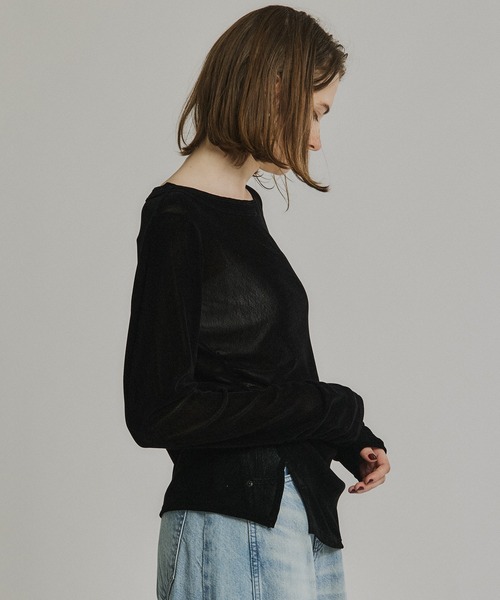 PUBLIC TOKYO（パブリックトウキョウ）の「シャーリングベロアチュールスリットトップス（Tシャツ/カットソー・レディース・イエロー/サックスブルー/ブラック/チャコールグレー/マスタード・FREE）」の15枚目の写真