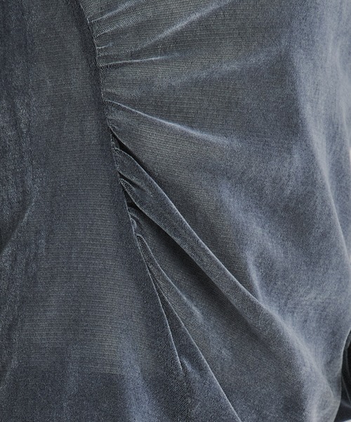 PUBLIC TOKYO（パブリックトウキョウ）の「シャーリングベロアチュールスリットトップス（Tシャツ/カットソー・レディース・イエロー/サックスブルー/ブラック/チャコールグレー/マスタード・FREE）」の21枚目の写真